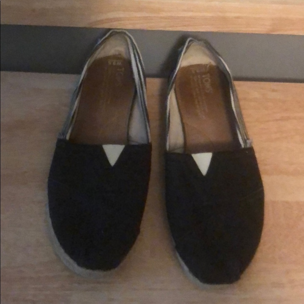 Toms Black Striped Flats, 9.5 - Picture 2 of 6